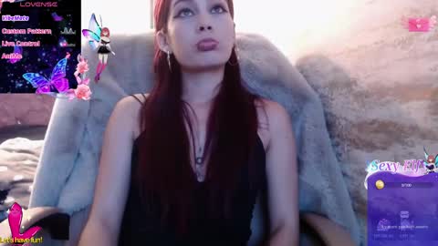 Yuyi online show from May 4, 2026, 6:59 pm