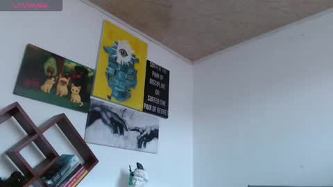 Zoe  online show from March 16, 2026, 6:12 pm