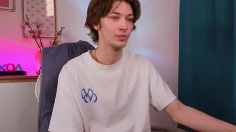 Snapshot of a11ice chatting on February 14, 2026, 1:08 pm Denis online show from February 14, 2026, 1:08 pm