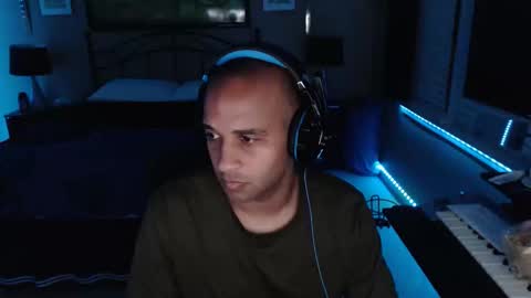 a4orce online show from March 6, 2026, 3:36 am