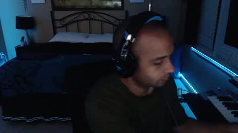 a4orce online show from March 20, 2026, 2:49 am