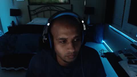 a4orce online show from April 1, 2026, 1:06 am