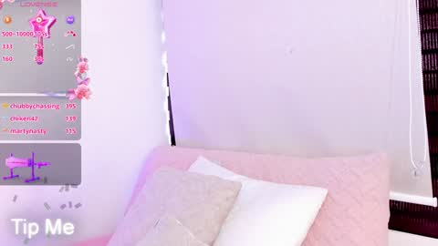 Snapshot of a__vanellopecute chatting on January 29, 2025, 12:13 pm Alexandra online show from January 29, 2025, 12:13 pm