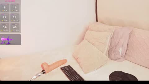 Snapshot of a__vanellopecute chatting on July 19, 2026, 10:19 am Alexandra online show from July 19, 2026, 10:19 am