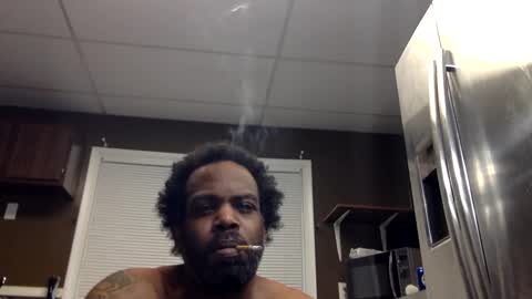 a_rizzy85 online show from June 3, 2026, 6:16 am