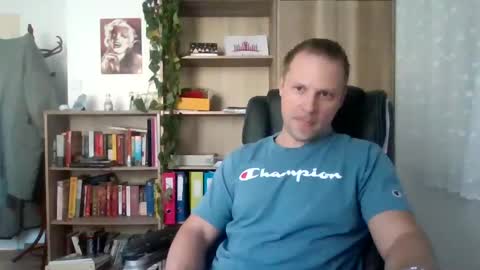 Long distance cumshot online show from March 2, 2025, 9:31 am