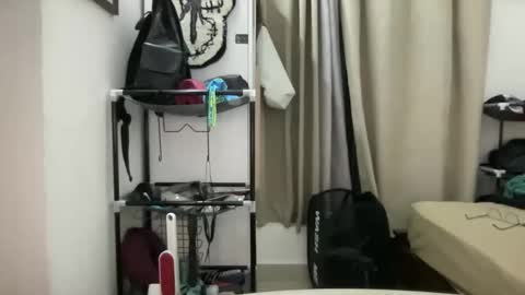 aaakkk1721 online show from May 25, 2026, 1:06 pm