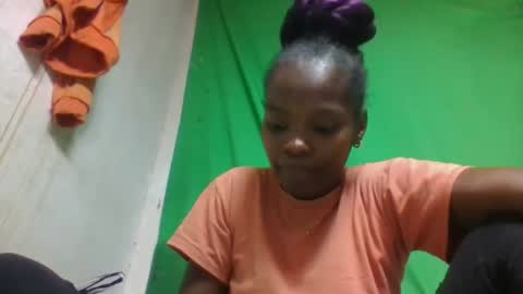 Snapshot of aadienne chatting on May 11, 2026, 1:17 pm aadienne online show from May 11, 2026, 1:17 pm