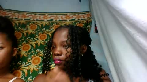 Snapshot of aadienne chatting on June 12, 2026, 10:41 pm aadienne online show from June 12, 2026, 10:41 pm