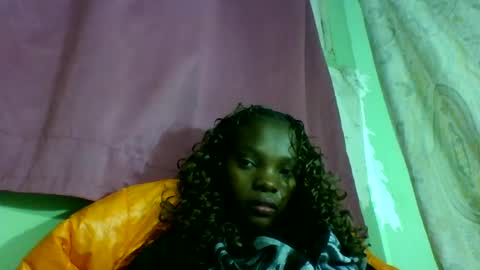 aadienne online show from June 25, 2026, 7:29 pm