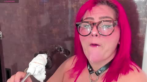 sashamature  online show from January 10, 2025, 8:37 pm