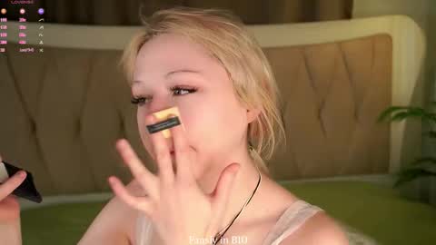 Amy online show from October 20, 2025, 3:12 pm