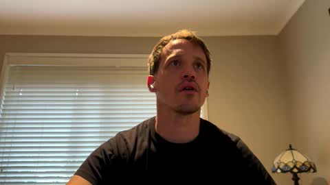 Snapshot of aanal341330 chatting on February 21, 2026, 8:32 pm Kris online show from February 21, 2026, 8:32 pm