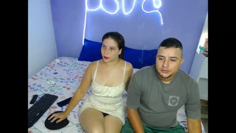 Laura y Angel online show from May 5, 2026, 3:14 am