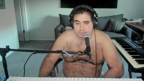 Snapshot of aaroleplayer chatting on October 26, 2025, 9:31 pm Aaron online show from October 26, 2025, 9:31 pm