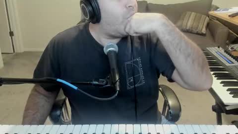 Snapshot of aaroleplayer chatting on December 2, 2025, 2:39 am Aaron online show from December 2, 2025, 2:39 am