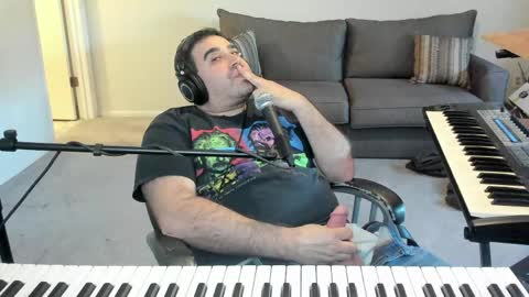 Aaron online show from May 12, 2026, 10:51 pm