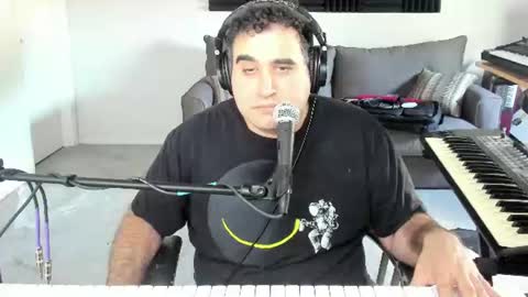 Aaron online show from July 3, 2026, 8:26 pm