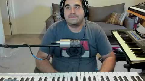 Aaron online show from July 12, 2026, 10:12 pm