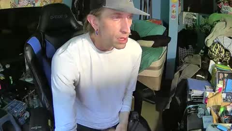 Snapshot of aaron111dub chatting on March 7, 2026, 4:15 pm NorCalLongSlong online show from March 7, 2026, 4:15 pm