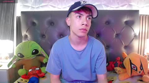 Snapshot of aaron_blink1 chatting on January 28, 2025, 7:00 pm Aaron online show from January 28, 2025, 7:00 pm