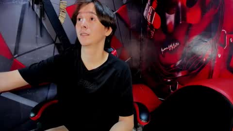 Snapshot of aaron_latinmen2 chatting on November 29, 2025, 10:13 pm Aaron online show from November 29, 2025, 10:13 pm