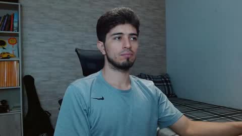 Aaron online show from September 21, 2025, 6:09 pm