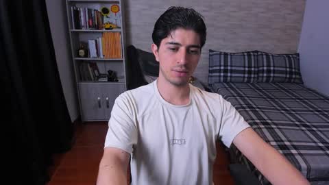 Aaron online show from January 8, 2026, 8:55 pm