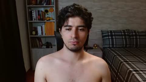 Aaron online show from July 9, 2026, 9:52 pm