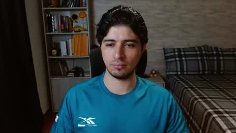 Aaron online show from July 10, 2026, 7:16 pm
