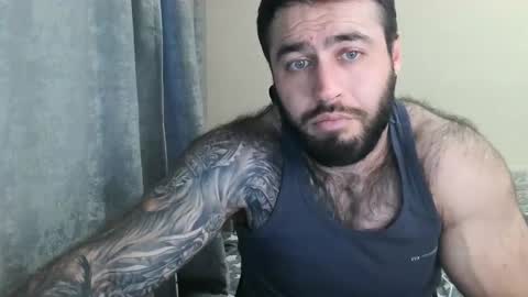 Snapshot of aaron_royal chatting on May 14, 2026, 3:30 pm Davin tayl online show from May 14, 2026, 3:30 pm