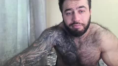 Snapshot of aaron_royal chatting on May 16, 2026, 3:25 am Davin tayl online show from May 16, 2026, 3:25 am
