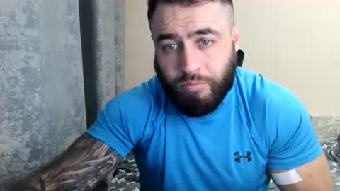 Snapshot of aaron_royal chatting on June 13, 2026, 4:38 pm Davin tayl online show from June 13, 2026, 4:38 pm