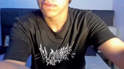 Snapshot of aaron_spencer13 chatting on September 25, 2025, 6:44 pm Aron online show from September 25, 2025, 6:44 pm