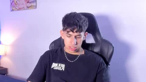 Aron online show from October 20, 2025, 6:41 pm