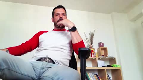 Aaron online show from May 25, 2026, 3:07 pm