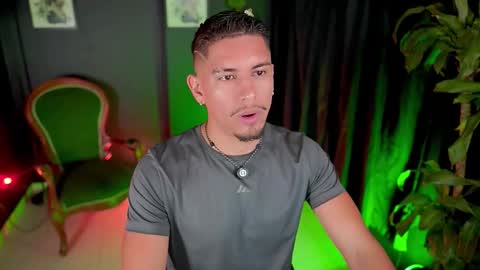 AARON  online show from January 6, 2026, 10:41 am