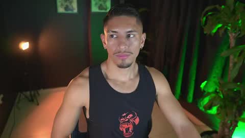 AARON  online show from April 9, 2026, 2:22 am