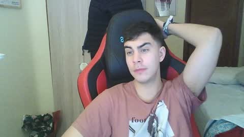 aaronlavine online show from December 26, 2024, 9:26 pm