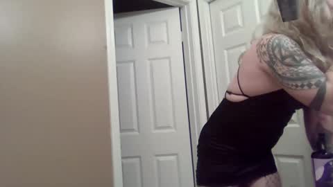 Snapshot of aaronprezent chatting on January 26, 2025, 11:28 am aaronprezent online show from January 26, 2025, 11:28 am