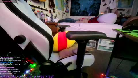 Aaron Skeetman online show from October 5, 2025, 8:01 am