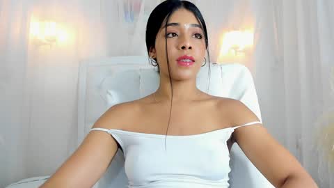 Snapshot of aary_ chatting on January 24, 2025, 4:06 pm Ary online show from January 24, 2025, 4:06 pm