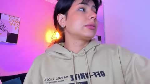 Snapshot of abbie_kinky chatting on September 15, 2025, 1:00 pm abbie_kinky online show from September 15, 2025, 1:00 pm