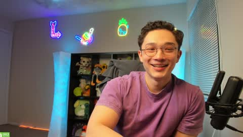 Snapshot of abbuddy920236 chatting on December 7, 2024, 5:15 am buddy online show from December 7, 2024, 5:15 am