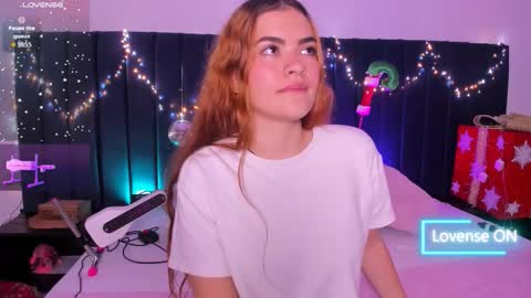 Snapshot of abby__murphy chatting on November 25, 2025, 10:21 pm abby__murphy online show from November 25, 2025, 10:21 pm