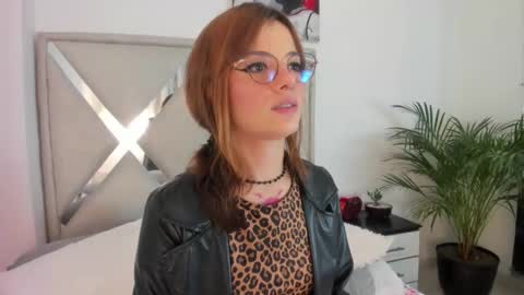 abby jones online show from February 12, 2026, 4:07 am