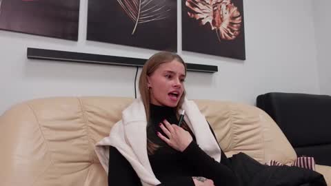 ABBY LAKER online show from December 23, 2024, 12:03 am