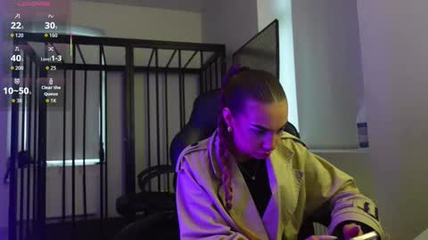 ABBY LAKER online show from October 5, 2025, 6:12 am