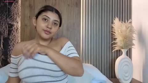 Abbygail online show from September 23, 2025, 12:19 pm