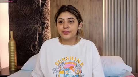 Abbygail online show from November 3, 2025, 12:17 pm